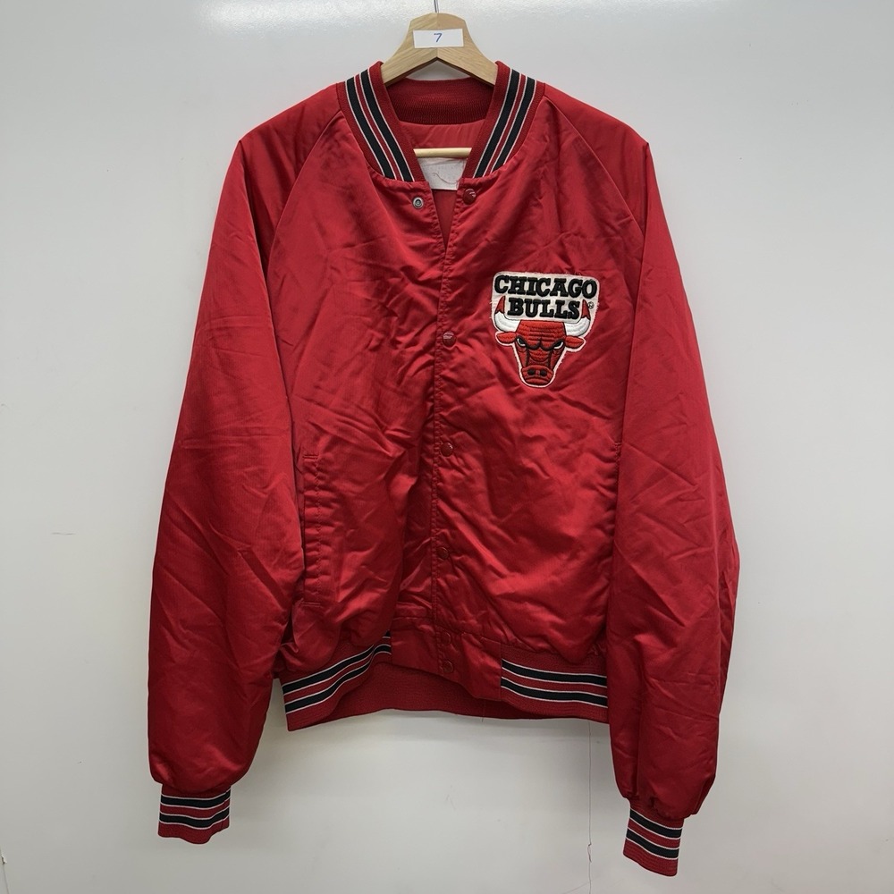 Vintage Chicago Bulls Satin Jacket Mens Extra Large Chalk Line Spellout NBA 90s - Picture 3 of 6
